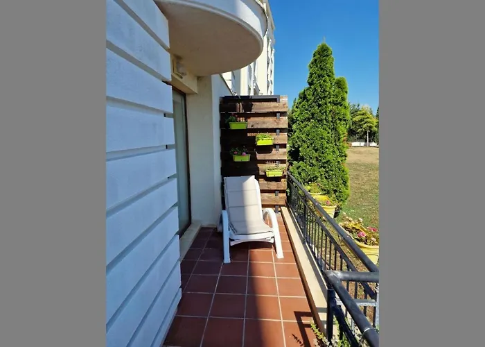 Apartment Costa Del Norte, Complex Carpe Diem, Free Parking *